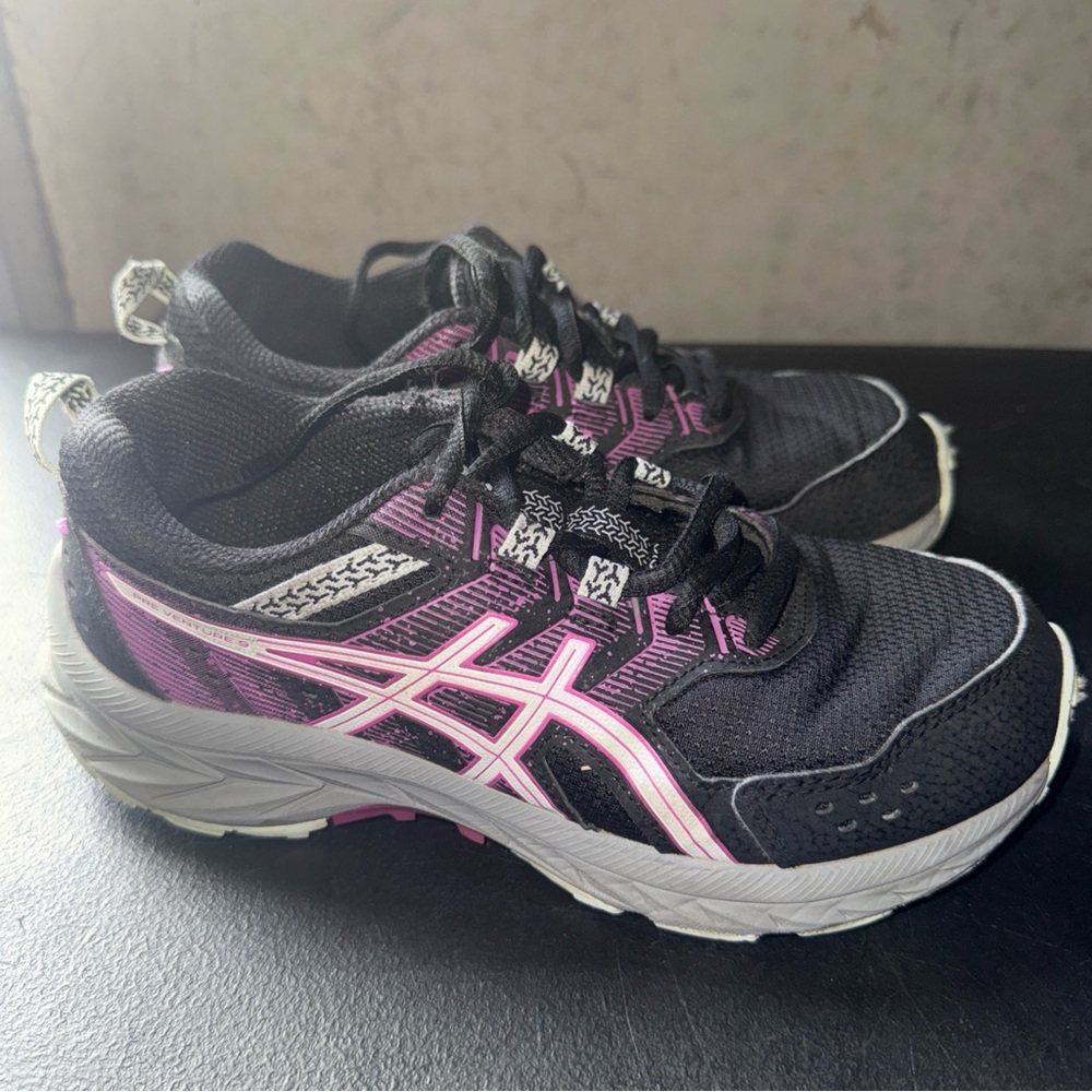 ASICS Women's Black and Purple Athletic Shoes